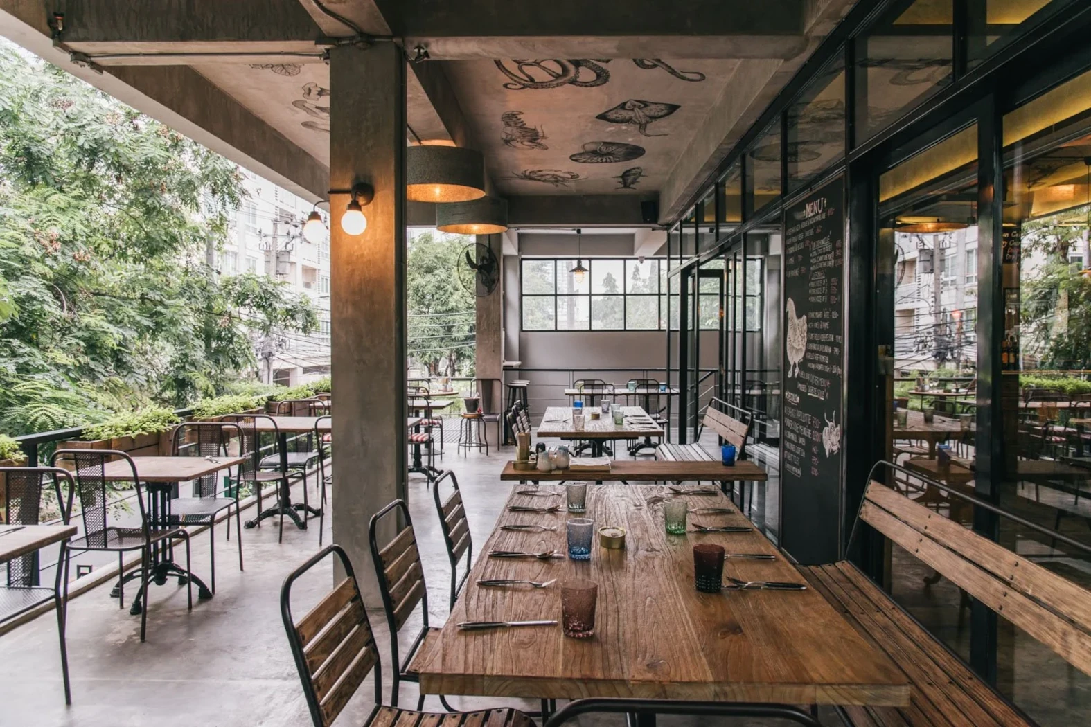 exterior of the french restaurant cagette bangkok with industrial style
