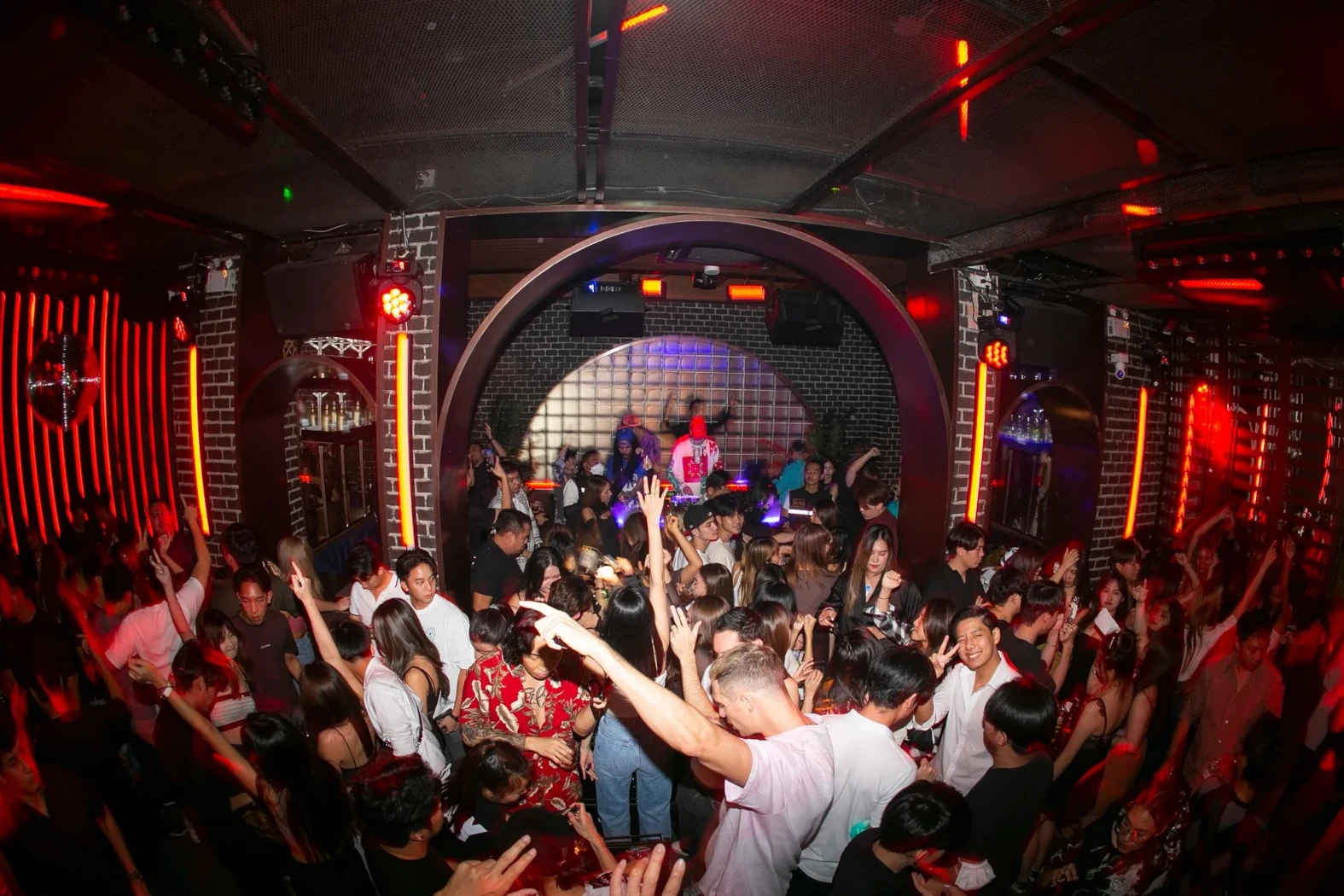 Great party with a lot of people dancing at Sway Club Bangkok