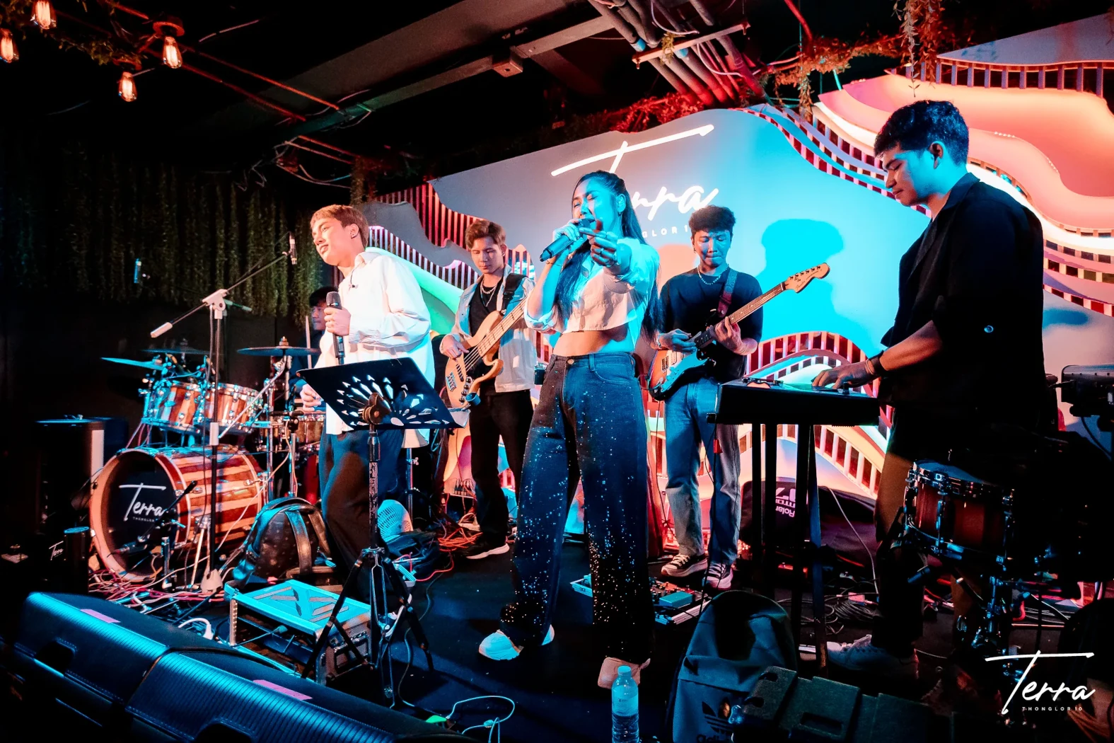 Live band performing at Terra 10, Thonglor - Bangkok's bustling party street.