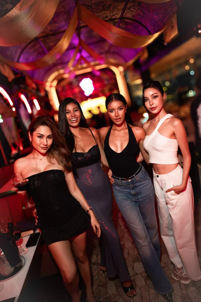 pretty girl group 1